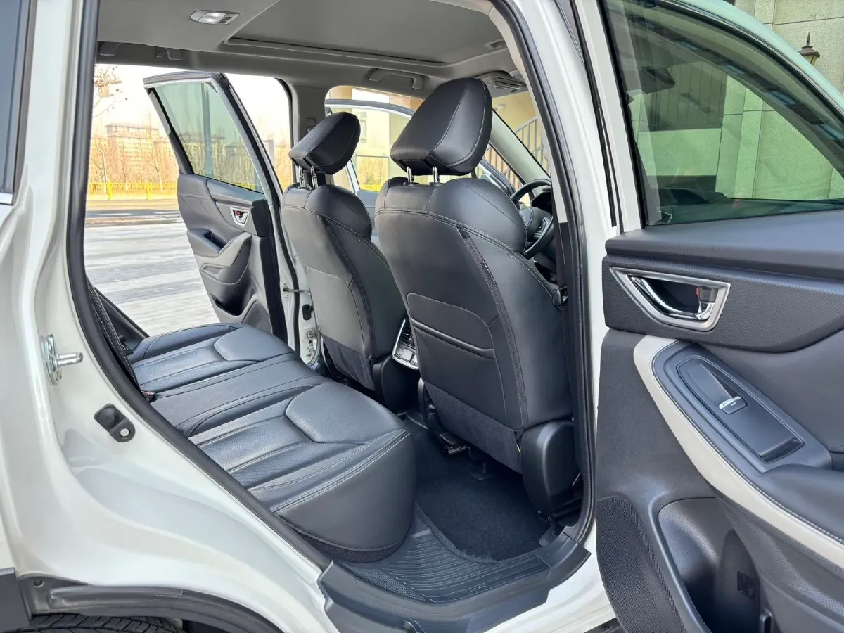 2022 Subaru Forester 2.0L 154HP H4 CVT,autocango,china used car exporter,china ev exporter,chinese used car exporter,chinese used ev exporter