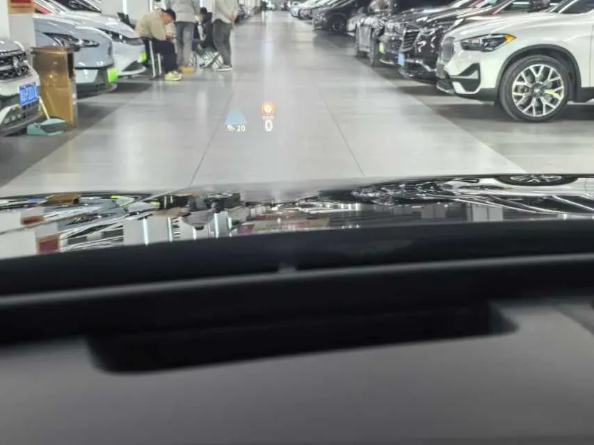 2025 Volkswagen Passat 2.0T 220HP L4 7DCT,autocango,china used car exporter,china ev exporter,chinese used car exporter,chinese used ev exporter