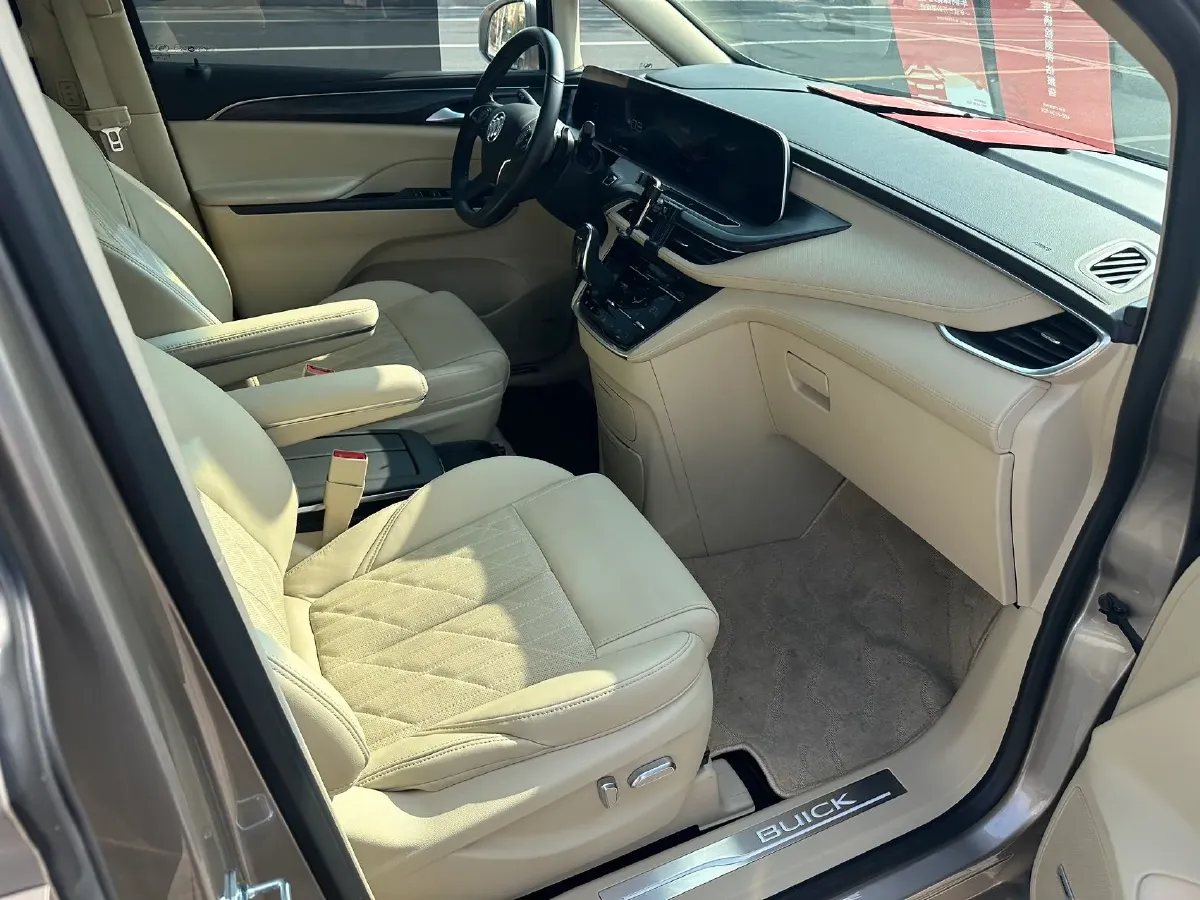 2023 Buick GL8 2.0T 237HP L4 9AT,autocango,china used car exporter,china ev exporter,chinese used car exporter,chinese used ev exporter