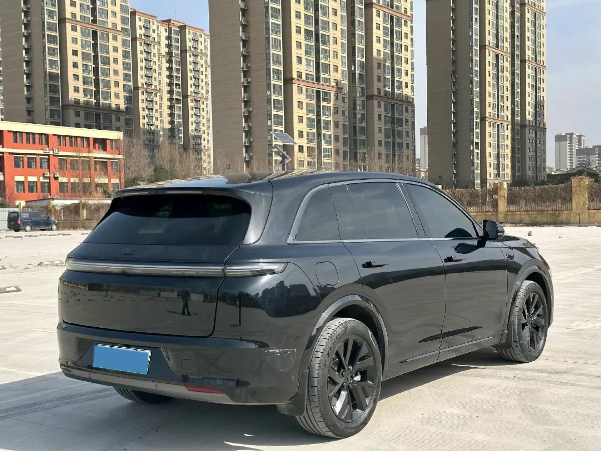 2023 Li L7 Range Extended 154HP REEV 40.9KWH,autocango,china used car exporter,china ev exporter,chinese used car exporter,chinese used ev exporter