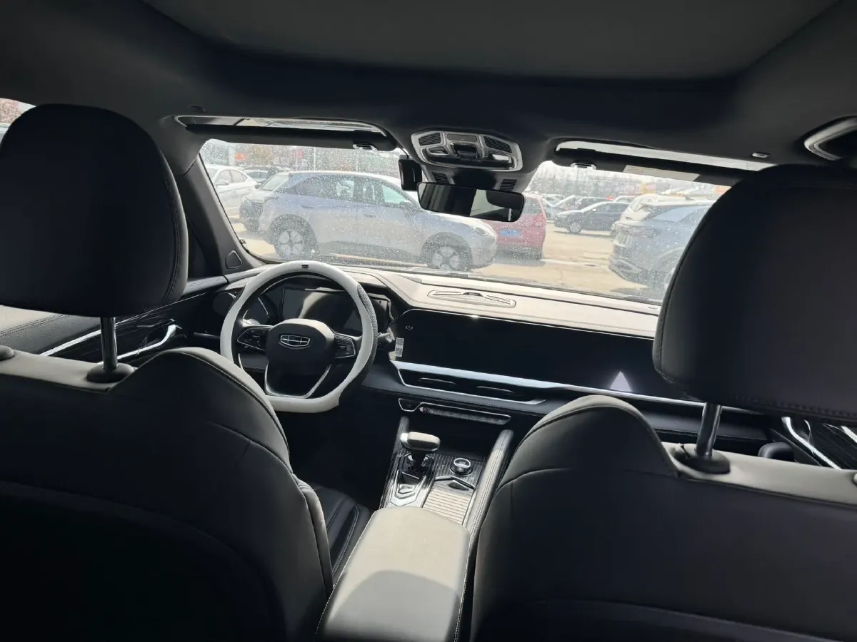 2021 Geely Monjaro 2.0T 218HP L4 7DCT,autocango,china used car exporter,china ev exporter,chinese used car exporter,chinese used ev exporter