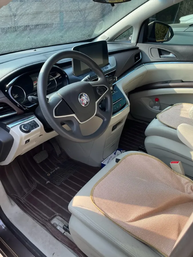 2021 Buick GL8 2.0T 237HP L4 9AT,autocango,china used car exporter,china ev exporter,chinese used car exporter,chinese used ev exporter