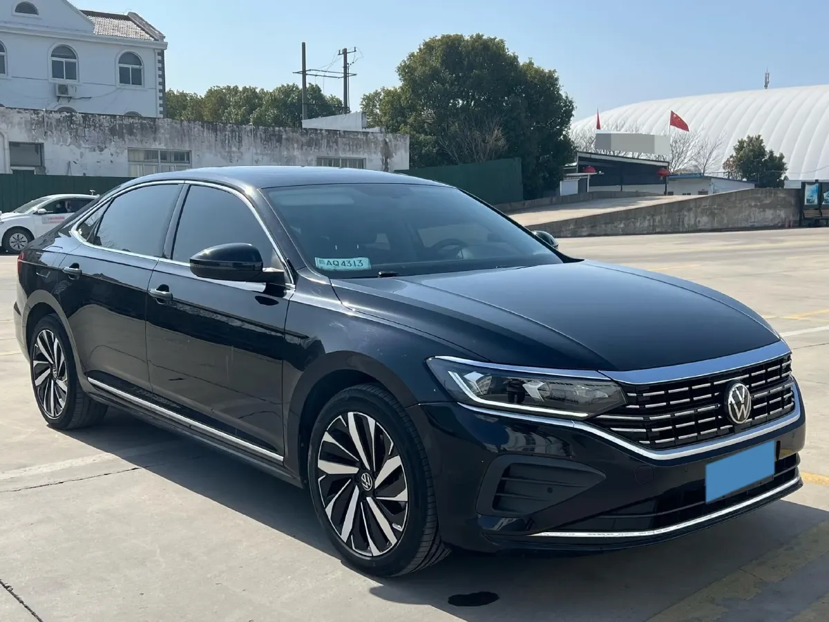 2024 Volkswagen Passat 2.0T 186HP L4 7DCT,autocango,china used car exporter,china ev exporter,chinese used car exporter,chinese used ev exporter
