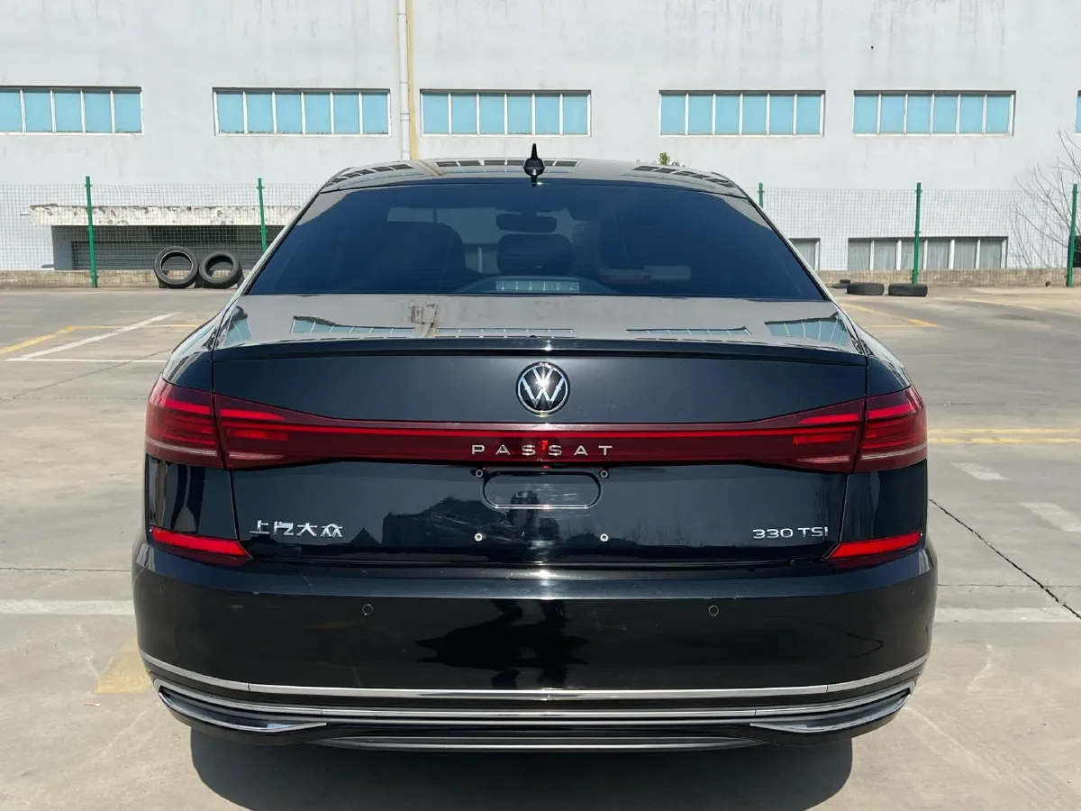 2024 Volkswagen Passat 2.0T 186HP L4 7DCT,autocango,china used car exporter,china ev exporter,chinese used car exporter,chinese used ev exporter