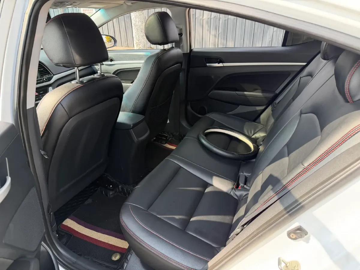 2016 Hyundai Elantra 1.6L 130HP L4 6AT,autocango,china used car exporter,china ev exporter,chinese used car exporter,chinese used ev exporter