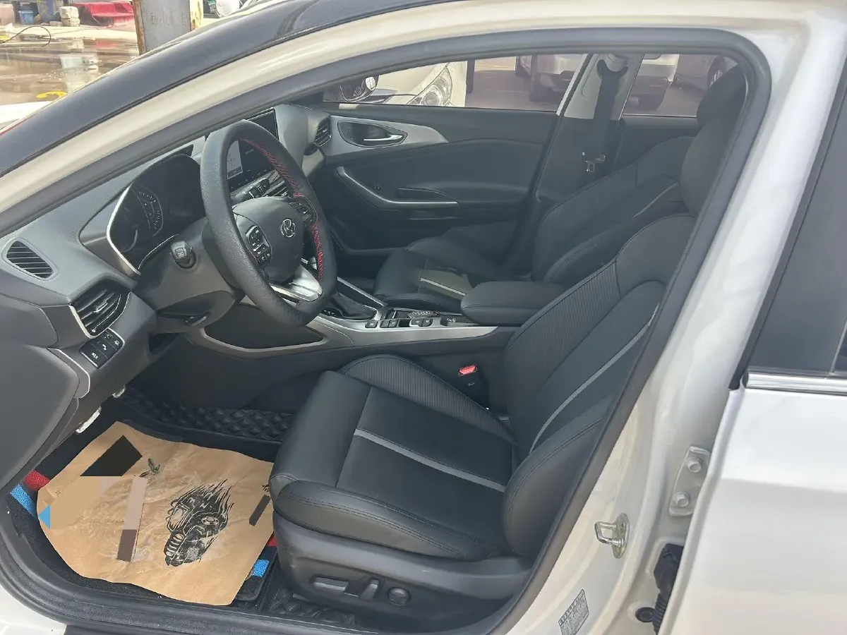 2019 Hyundai La Festa 1.6T 204HP L4 7DCT,autocango,china used car exporter,china ev exporter,chinese used car exporter,chinese used ev exporter