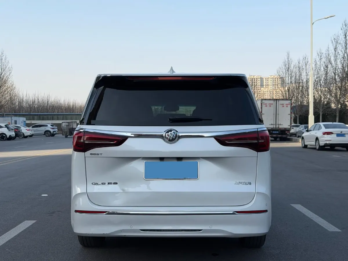 2021 Buick GL8 2.0T 237HP L4 9AT,autocango,china used car exporter,china ev exporter,chinese used car exporter,chinese used ev exporter