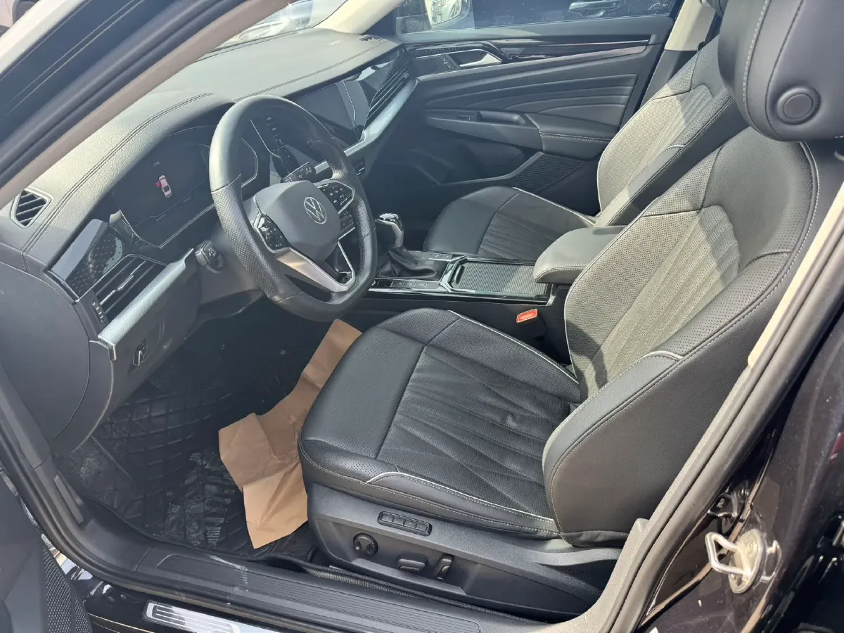 2022 Xpeng P7 BEV 60.2KWH,autocango,china used car exporter,china ev exporter,chinese used car exporter,chinese used ev exporter