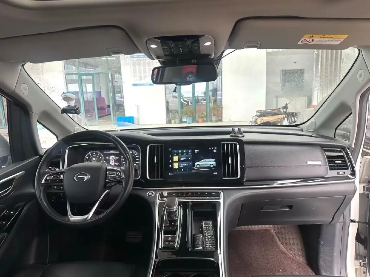 2021 GAC Trumpchi M8 2.0T 252HP L4 8AT,autocango,china used car exporter,china ev exporter,chinese used car exporter,chinese used ev exporter