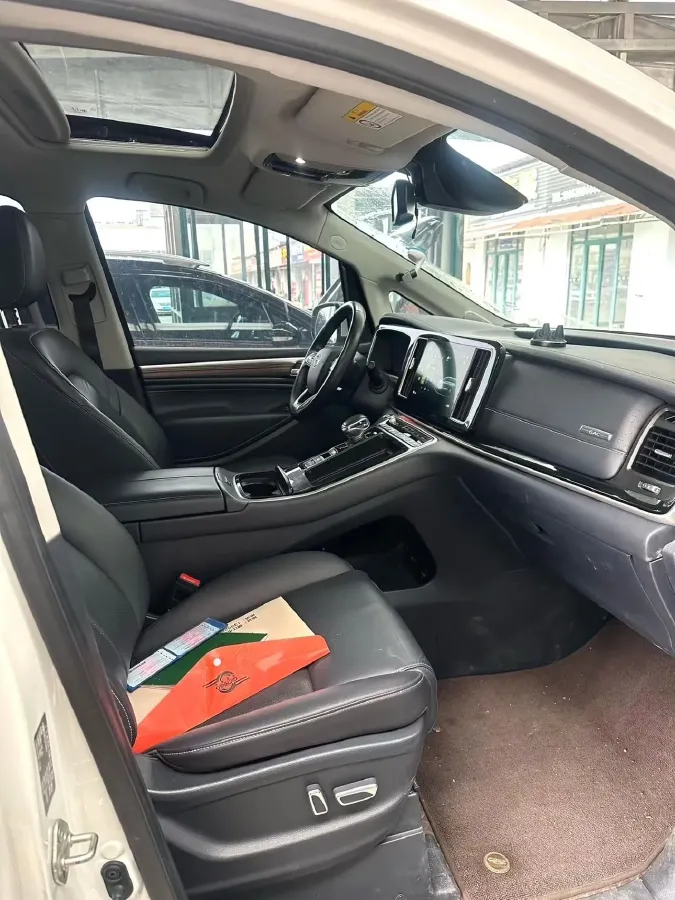 2021 GAC Trumpchi M8 2.0T 252HP L4 8AT,autocango,china used car exporter,china ev exporter,chinese used car exporter,chinese used ev exporter