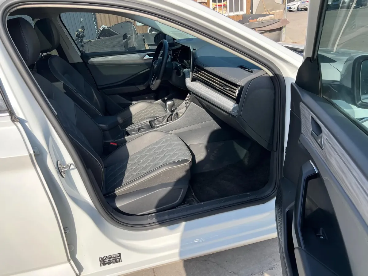 2023 Volkswagen Sagitar 1.4T 150HP L4 7DCT,autocango,china used car exporter,china ev exporter,chinese used car exporter,chinese used ev exporter