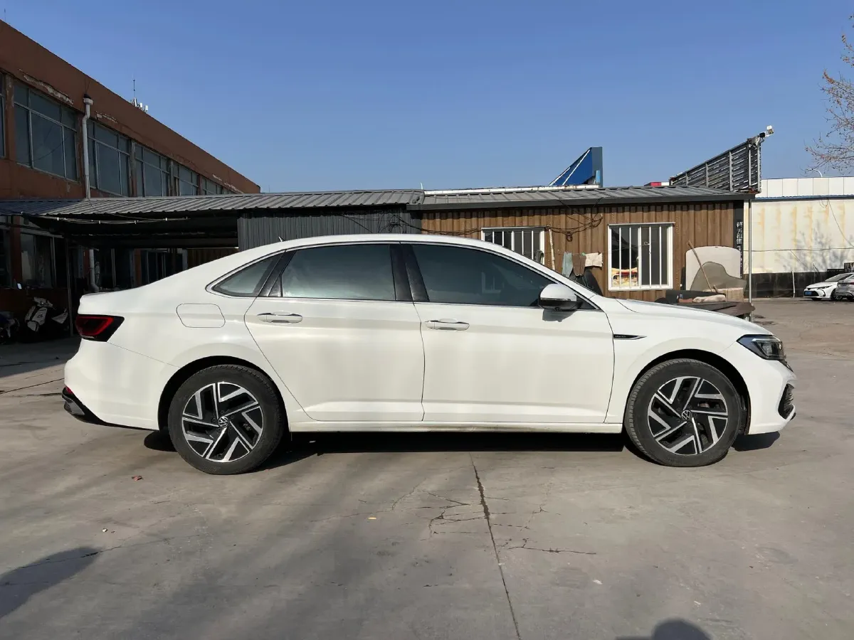 2023 Volkswagen Sagitar 1.4T 150HP L4 7DCT,autocango,china used car exporter,china ev exporter,chinese used car exporter,chinese used ev exporter
