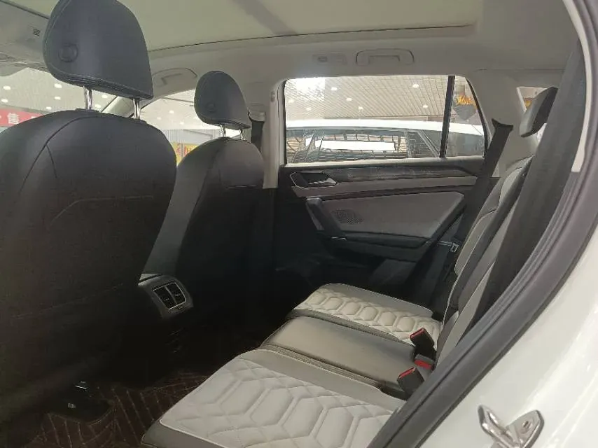 2023 Volkswagen Tayron 2.0T 186HP L4 7DCT,autocango,china used car exporter,china ev exporter,chinese used car exporter,chinese used ev exporter