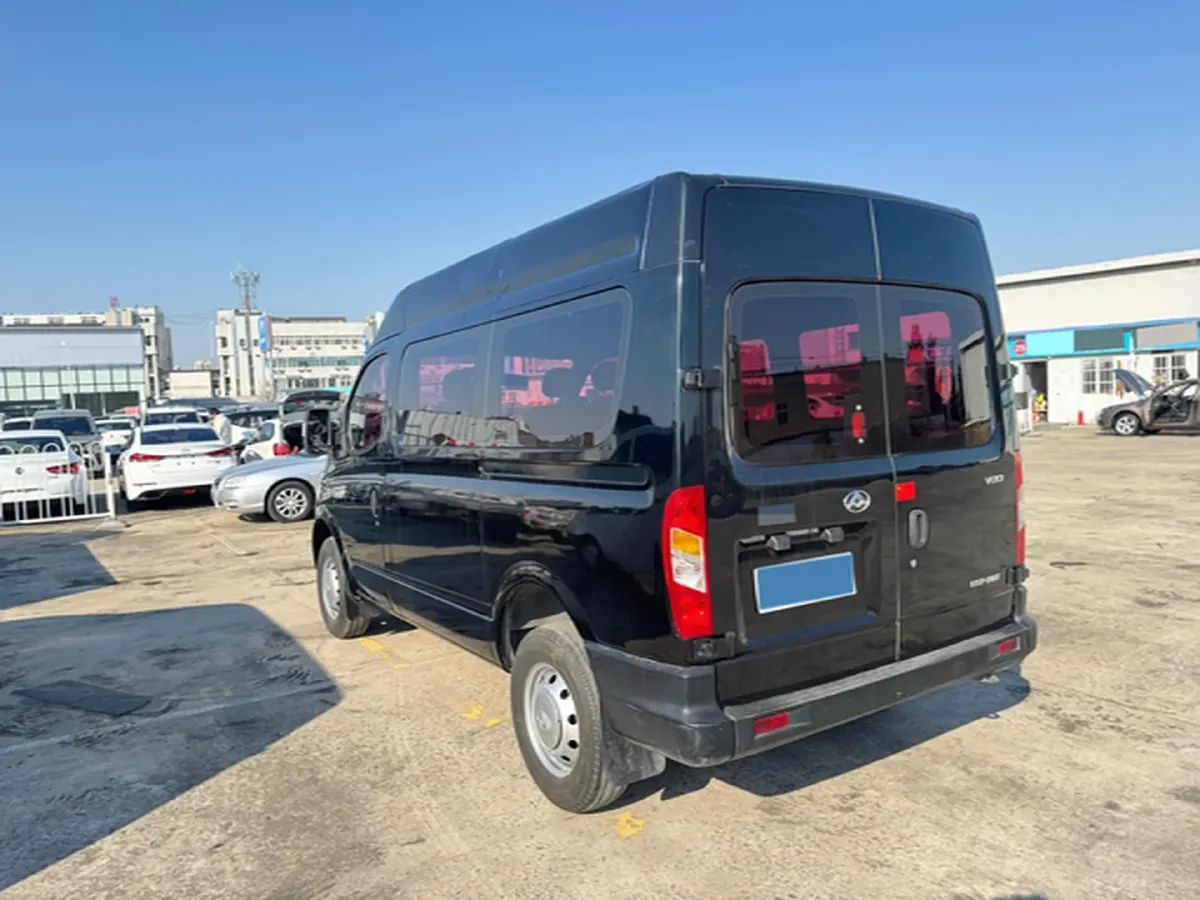 2020 MAXUS XinTu V80 2.5T 136HP L4 6MT,autocango,china used car exporter,china ev exporter,chinese used car exporter,chinese used ev exporter