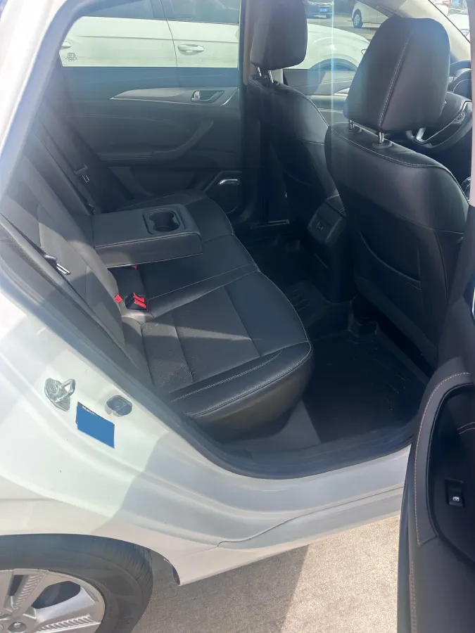 2019 ChangAn Eado 1.6L 128HP L4 5MT,autocango,china used car exporter,china ev exporter,chinese used car exporter,chinese used ev exporter