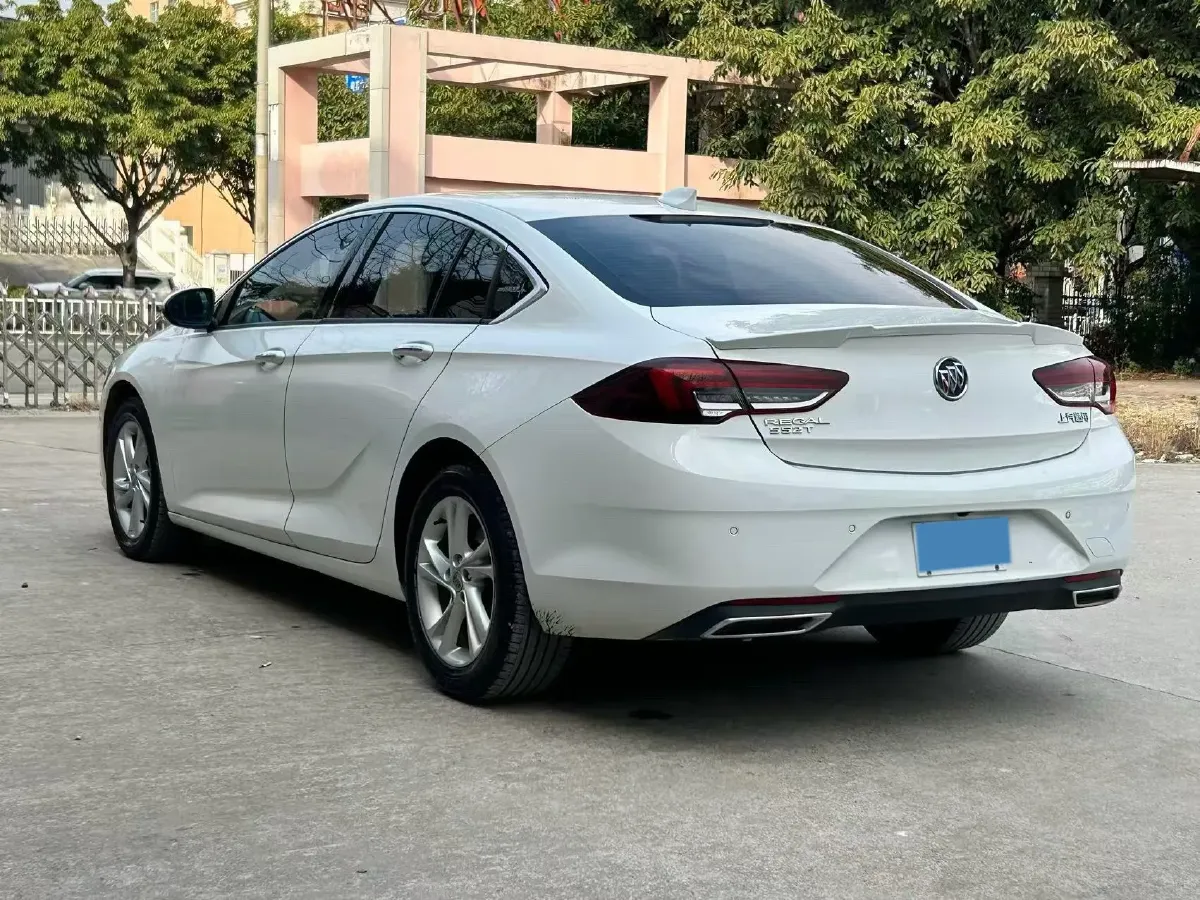 2020 Buick Regal 1.5T 169HP L4 9AT,autocango,china used car exporter,china ev exporter,chinese used car exporter,chinese used ev exporter