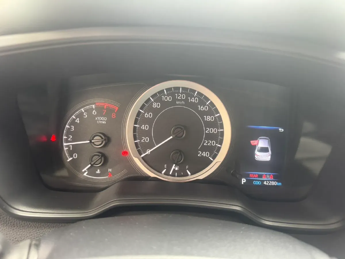 2021 Toyota Corolla 1.2T 116HP L4 CVT,autocango,china used car exporter,china ev exporter,chinese used car exporter,chinese used ev exporter