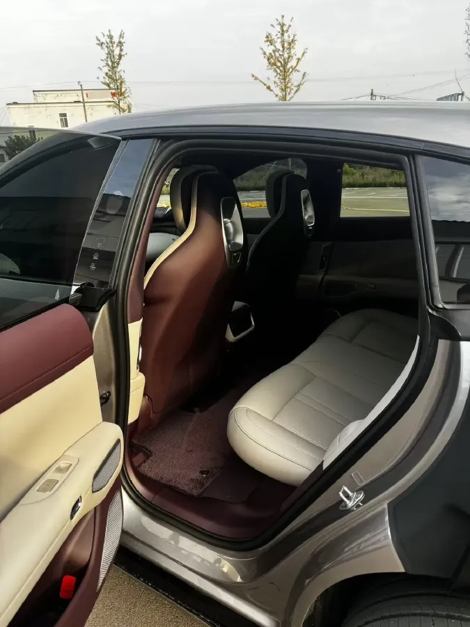 2025 MI YU7 BEV,autocango,china used car exporter,china ev exporter,chinese used car exporter,chinese used ev exporter