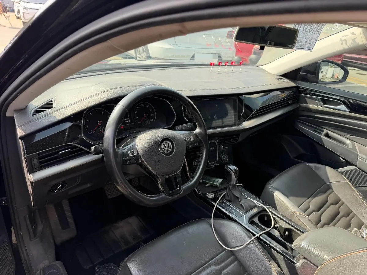 2019 Skoda Kodiak 2.0T 186HP L4 7DCT,autocango,china used car exporter,china ev exporter,chinese used car exporter,chinese used ev exporter