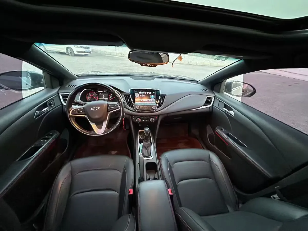 2019 Chevrolet Monza 1.3T 163HP L3 6AT,autocango,china used car exporter,china ev exporter,chinese used car exporter,chinese used ev exporter