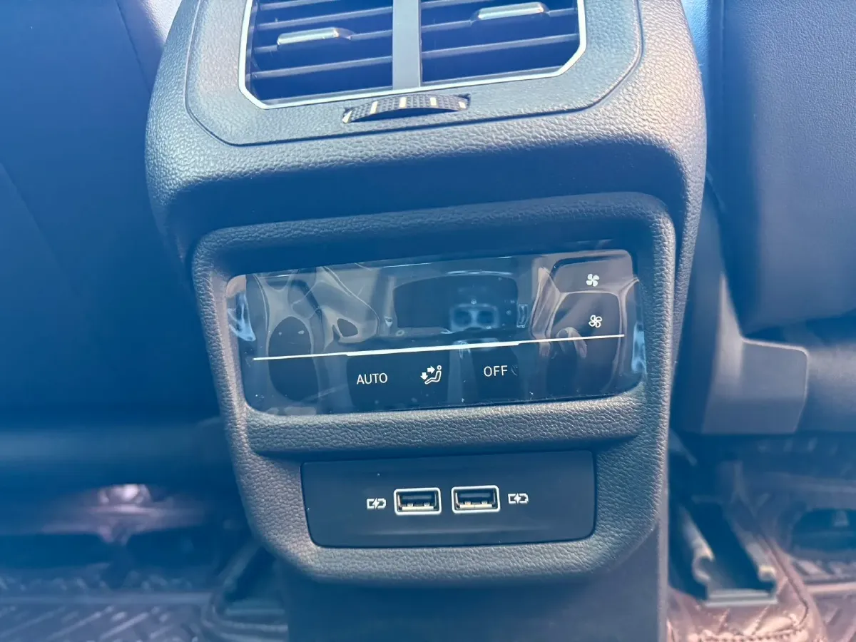 2022 Volkswagen Tayron 1.4T 150HP L4 7DCT,autocango,china used car exporter,china ev exporter,chinese used car exporter,chinese used ev exporter