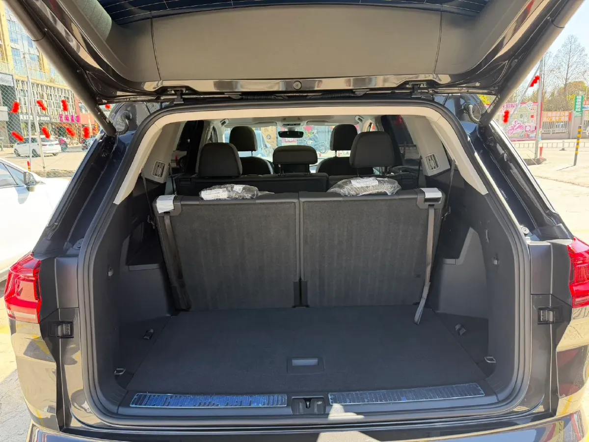 2024 Volkswagen Talagon 2.0T 220HP L4 7DCT,autocango,china used car exporter,china ev exporter,chinese used car exporter,chinese used ev exporter