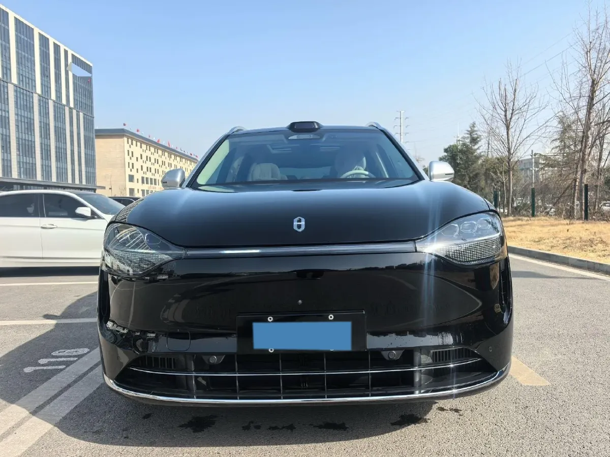 2024 AITO AITO M9 1.5T 152HP L4 REEV 42KWH,autocango,china used car exporter,china ev exporter,chinese used car exporter,chinese used ev exporter
