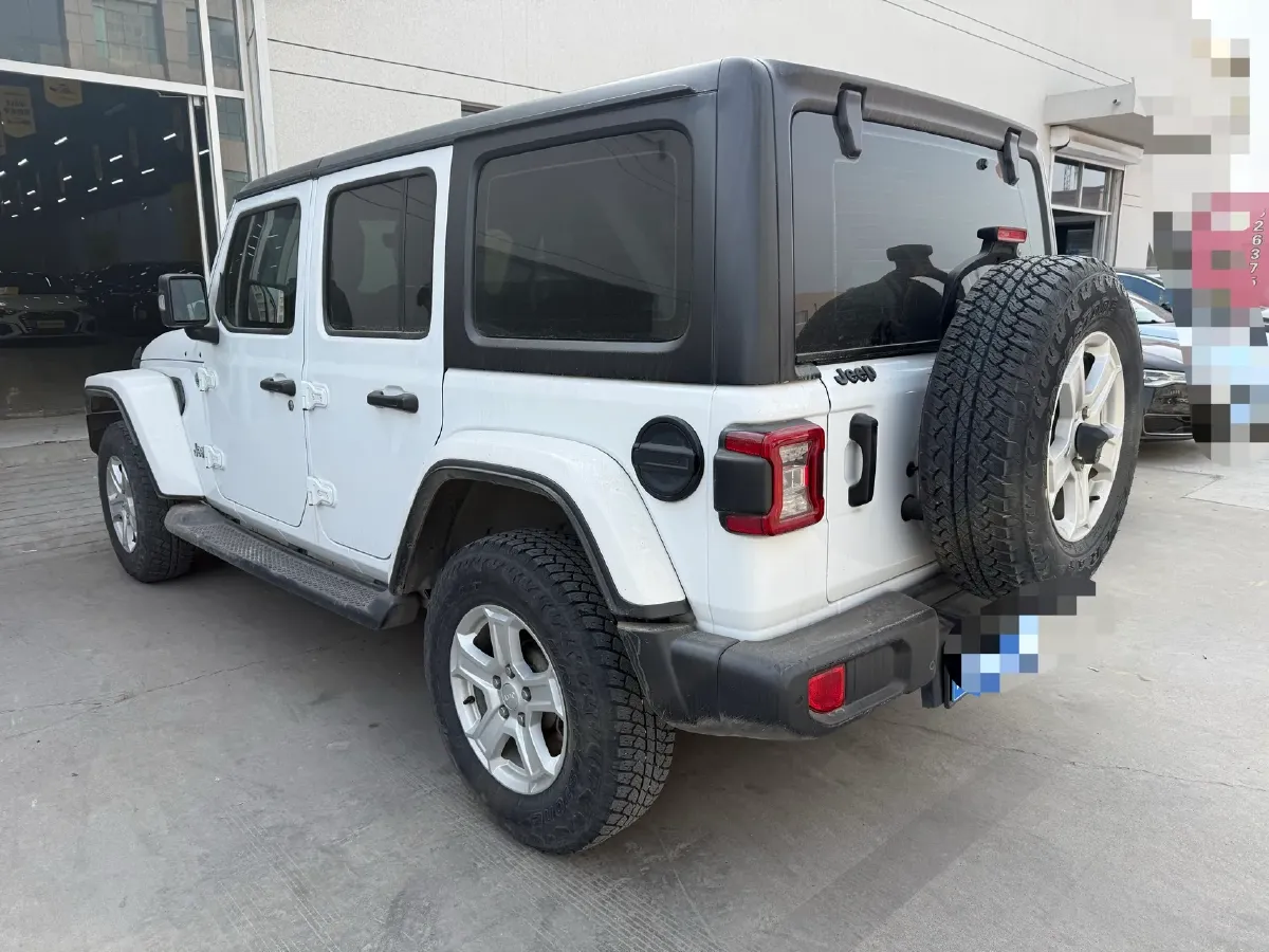 2021 Jeep Wrangler 2.0T 266HP L4 8AT,autocango,china used car exporter,china ev exporter,chinese used car exporter,chinese used ev exporter