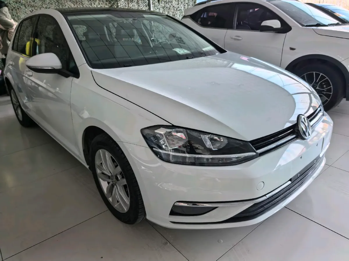 2018 Volkswagen Golf 1.6L 110HP L4 6AT,autocango,china used car exporter,china ev exporter,chinese used car exporter,chinese used ev exporter