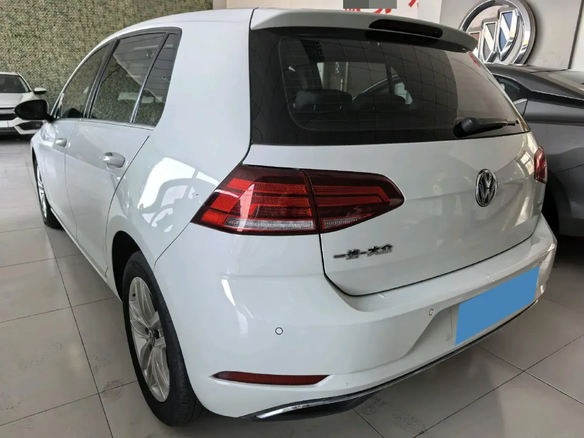 2018 Volkswagen Golf 1.6L 110HP L4 6AT,autocango,china used car exporter,china ev exporter,chinese used car exporter,chinese used ev exporter