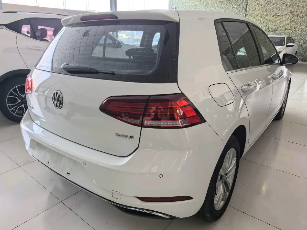 2018 Volkswagen Golf 1.6L 110HP L4 6AT,autocango,china used car exporter,china ev exporter,chinese used car exporter,chinese used ev exporter
