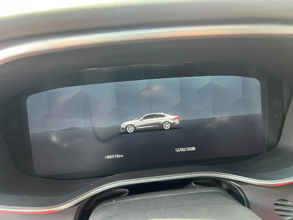 2022 Jaguar XFL 2.0T 250HP L4 8AT,autocango,china used car exporter,china ev exporter,chinese used car exporter,chinese used ev exporter