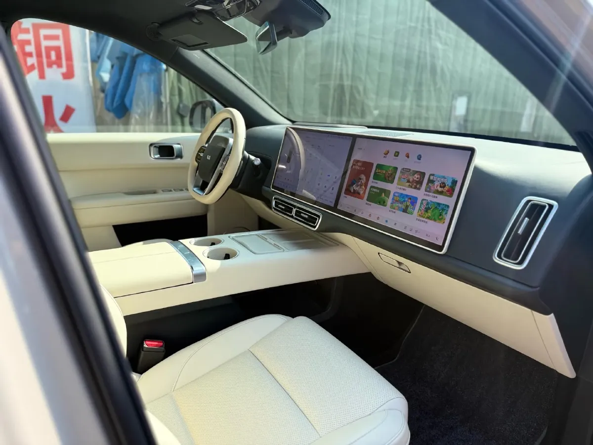 2024 Li L6 Range Extended 154HP L4 REEV 36.8KWH,autocango,china used car exporter,china ev exporter,chinese used car exporter,chinese used ev exporter