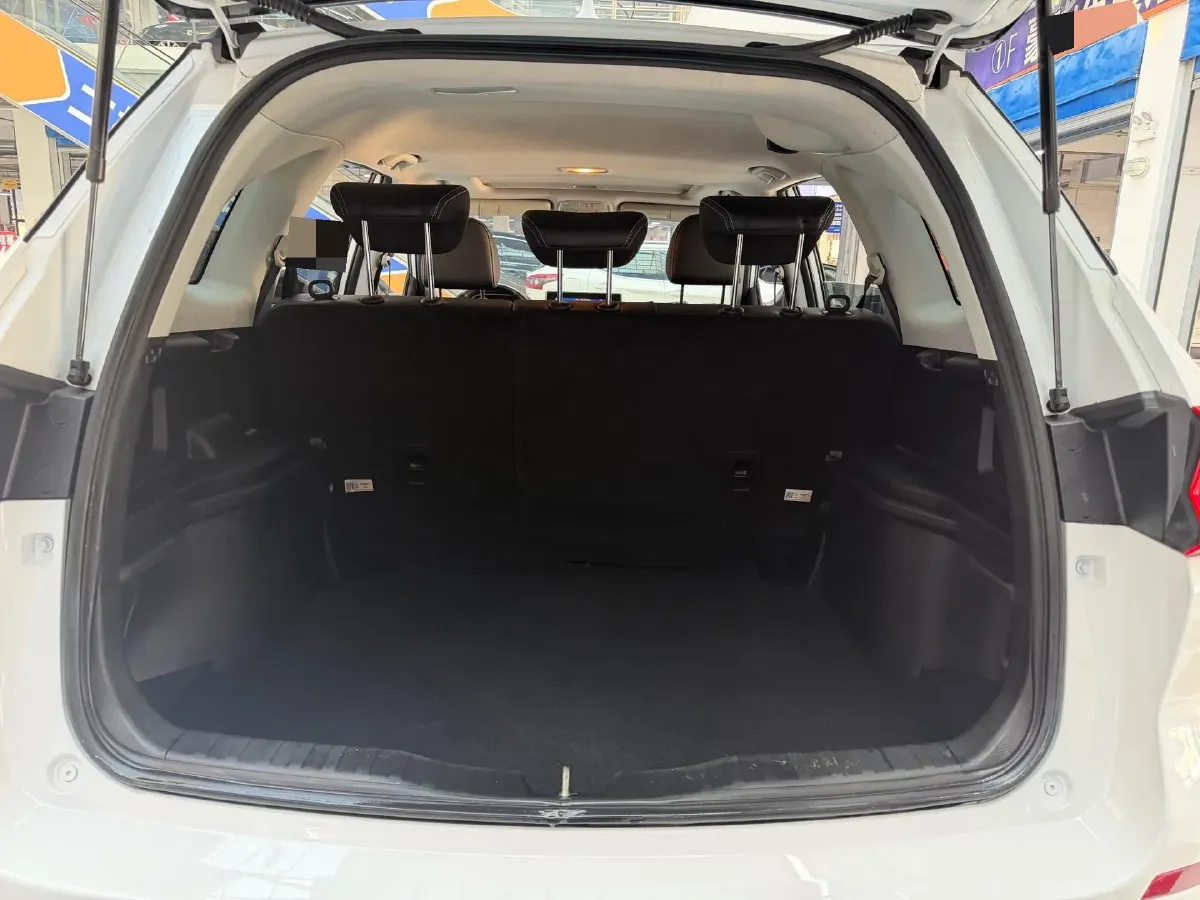 2021 Haval M6 1.5T 150HP L4 7DCT,autocango,china used car exporter,china ev exporter,chinese used car exporter,chinese used ev exporter