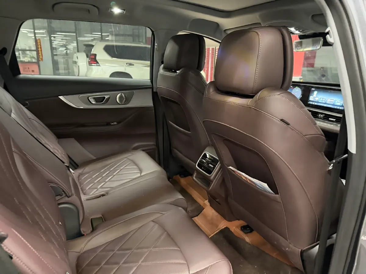 2025 Chery Tiggo 8 PRO 1.6T 197HP L4 7DCT,autocango,china used car exporter,china ev exporter,chinese used car exporter,chinese used ev exporter