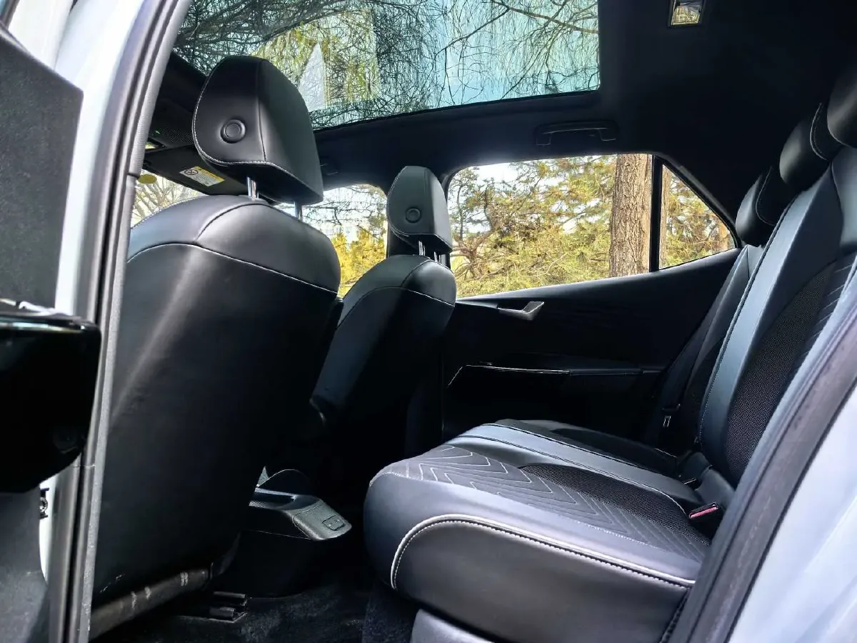 2022 Volkswagen ID.3 BEV 57.3KWH,autocango,china used car exporter,china ev exporter,chinese used car exporter,chinese used ev exporter