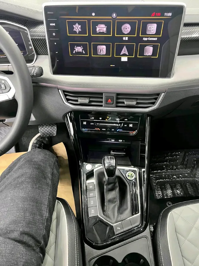 2023 Volkswagen Tayron 1.4T 150HP L4 7DCT,autocango,china used car exporter,china ev exporter,chinese used car exporter,chinese used ev exporter