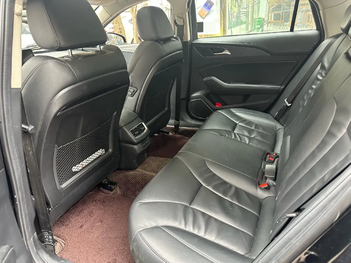 2020 HongQi H5 1.8T 197HP L4 6AT,autocango,china used car exporter,china ev exporter,chinese used car exporter,chinese used ev exporter