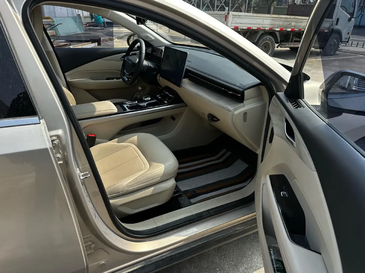 2024 WuLing XingGuang BEV 54.5KWH,autocango,china used car exporter,china ev exporter,chinese used car exporter,chinese used ev exporter