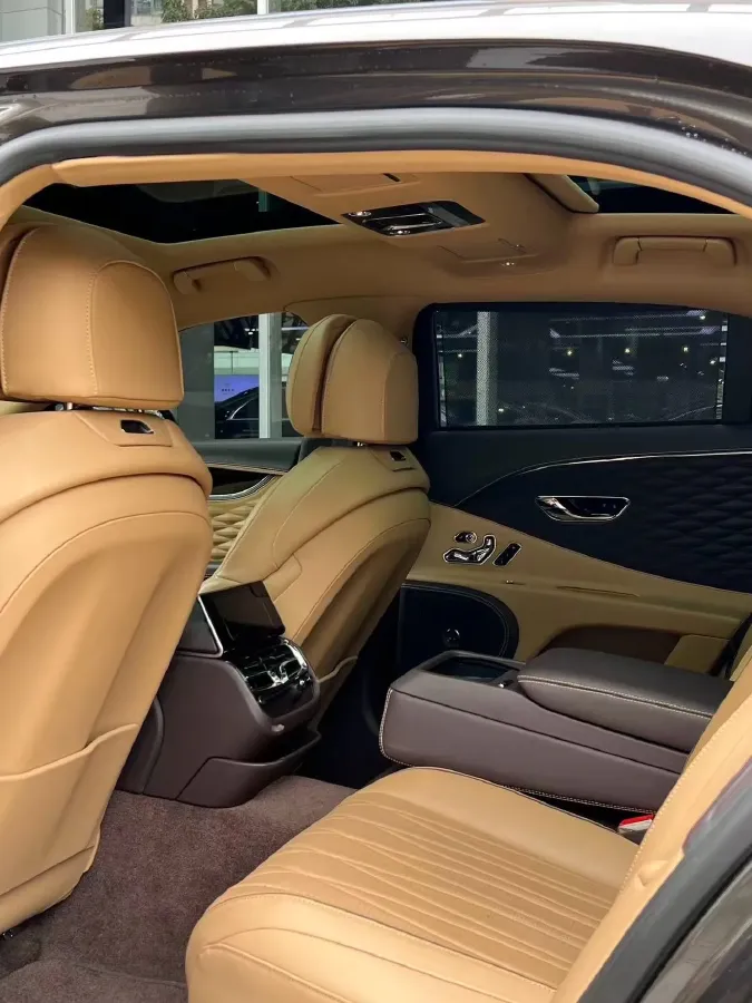 2021 Bentley Flying Spur 4.0T 550HP V8 8DCT,autocango,china used car exporter,china ev exporter,chinese used car exporter,chinese used ev exporter