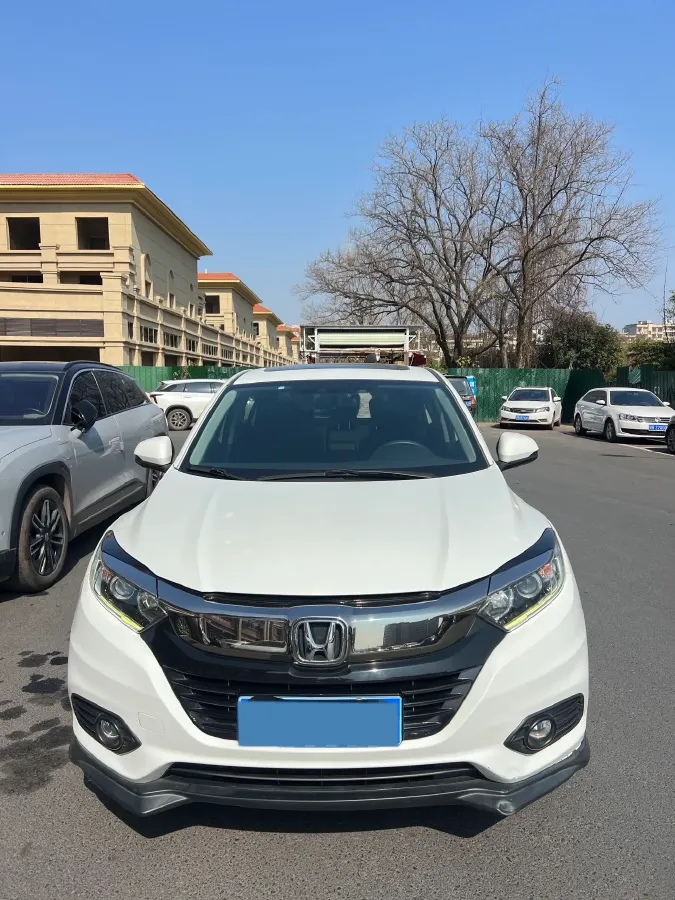 2020 Honda Vezel 1.5L 131HP L4 CVT,autocango,china used car exporter,china ev exporter,chinese used car exporter,chinese used ev exporter