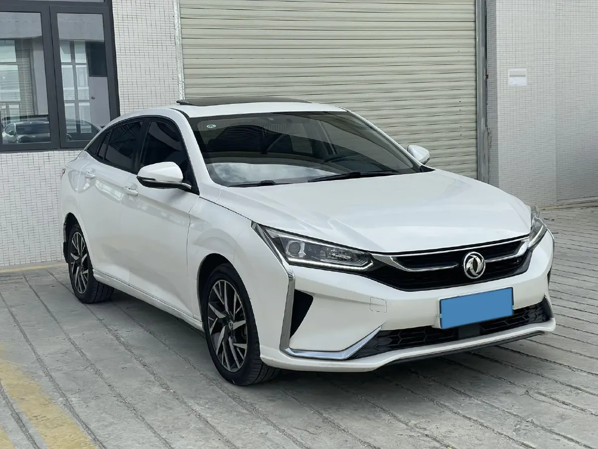 2020 DongFeng Aeolus YiXuan 1.5T 150HP L4 6DCT,autocango,china used car exporter,china ev exporter,chinese used car exporter,chinese used ev exporter