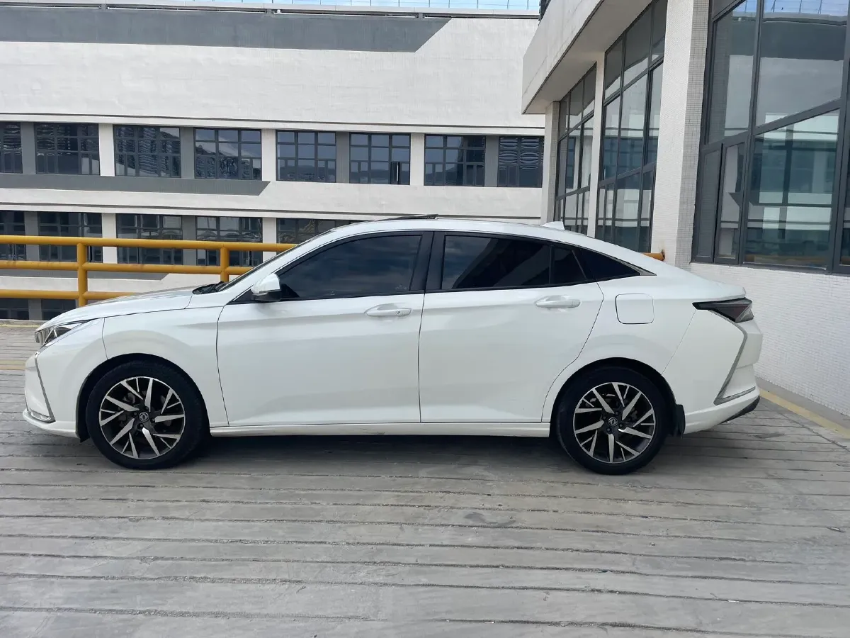 2020 DongFeng Aeolus YiXuan 1.5T 150HP L4 6DCT,autocango,china used car exporter,china ev exporter,chinese used car exporter,chinese used ev exporter