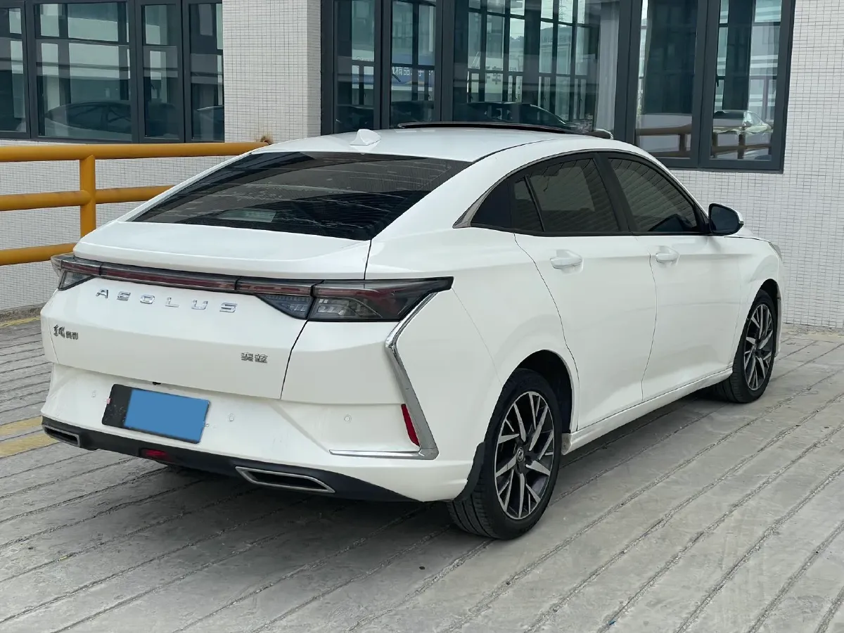 2020 DongFeng Aeolus YiXuan 1.5T 150HP L4 6DCT,autocango,china used car exporter,china ev exporter,chinese used car exporter,chinese used ev exporter