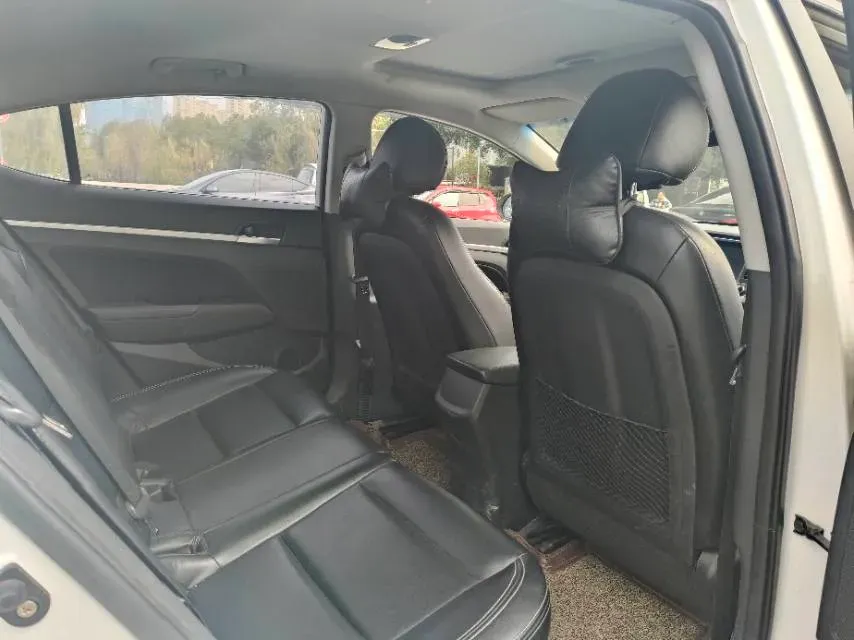 2016 Hyundai Elantra 1.6L 130HP L4 6AT,autocango,china used car exporter,china ev exporter,chinese used car exporter,chinese used ev exporter