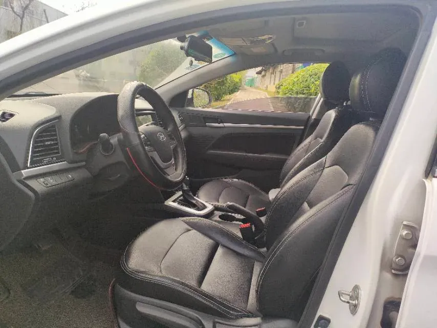2016 Hyundai Elantra 1.6L 130HP L4 6AT,autocango,china used car exporter,china ev exporter,chinese used car exporter,chinese used ev exporter