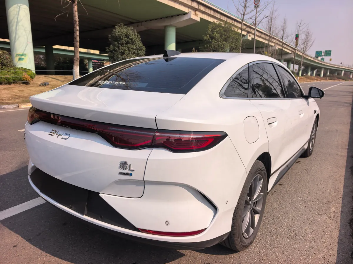 2025 BYD QinL BEV,autocango,china used car exporter,china ev exporter,chinese used car exporter,chinese used ev exporter