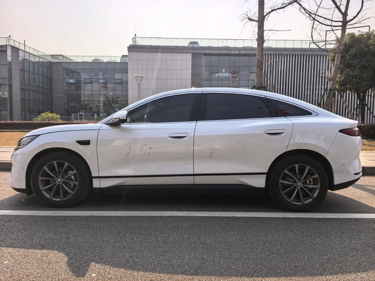 2025 BYD QinL BEV,autocango,china used car exporter,china ev exporter,chinese used car exporter,chinese used ev exporter