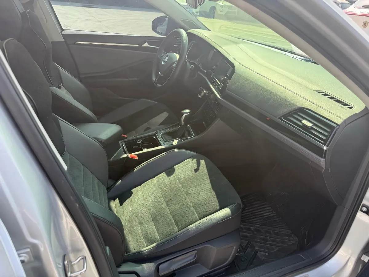 2019 Luxgen Grand 7 MPV 2.0T 188HP L4 6AT,autocango,china used car exporter,china ev exporter,chinese used car exporter,chinese used ev exporter