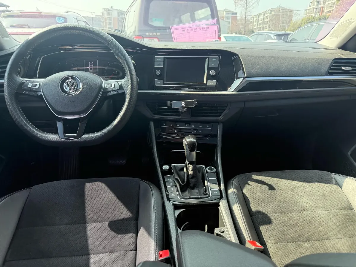 2019 Luxgen Grand 7 MPV 2.0T 188HP L4 6AT,autocango,china used car exporter,china ev exporter,chinese used car exporter,chinese used ev exporter